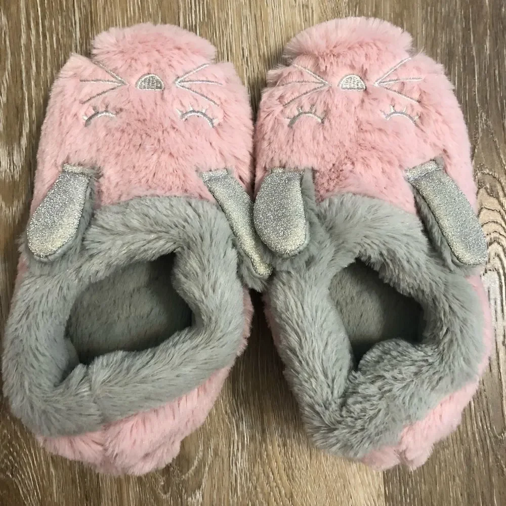 Kinsie girl Pink Gray fuzzy bunny slippers 13/1